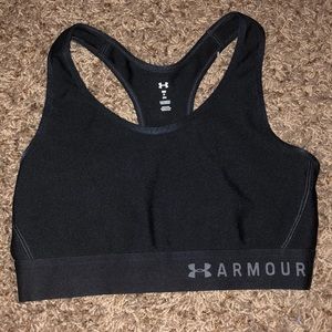 Under Armour Black Small Sports Bra